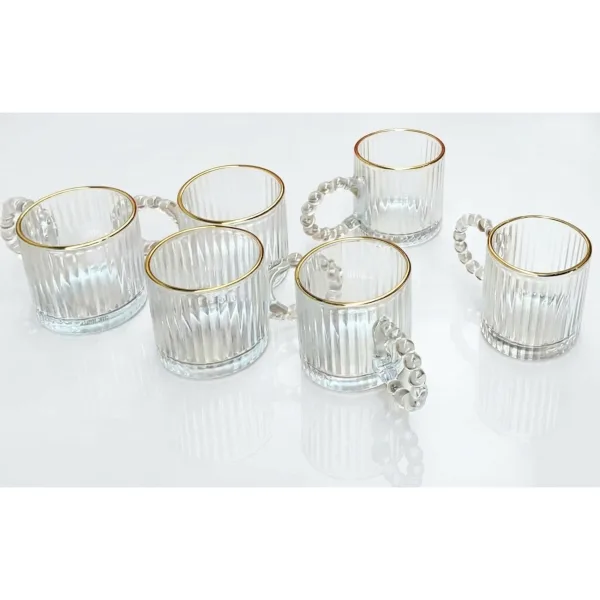 Set 6 cesti cafea si espresso ABYZ din sticla striata cu margine aurie pe fundal alb